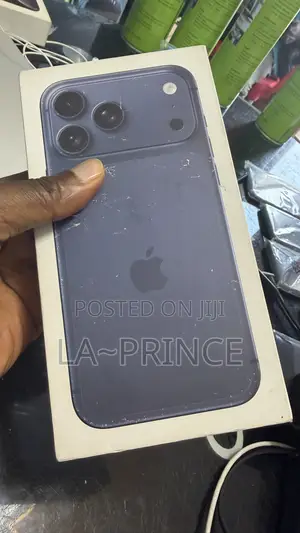 New Apple iPhone 17 Pro Max 256 GB Blue