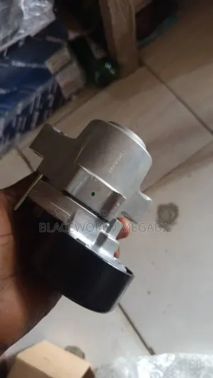 Belt Adjuster Mitsubishi Outlander