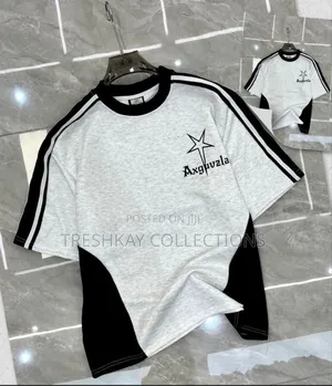 Luxury Unisex Round Neck Top 