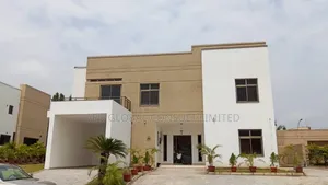 6bdrm Duplex in Maitama for sale