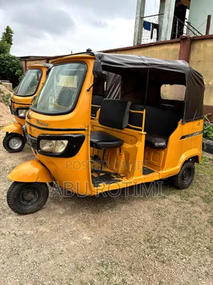 TVS King Deluxe Plus iTouch Start 2016 Yellow