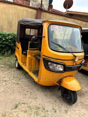 TVS King Deluxe Plus iTouch Start 2016 Yellow