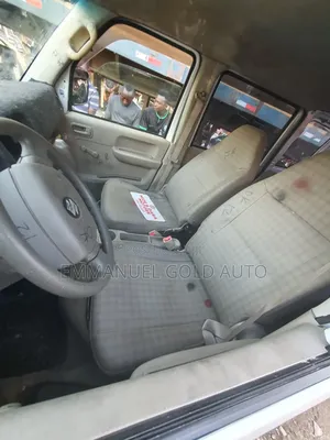 Suzuki APV Minibus 2010 White