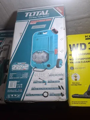 Total Tpwli4006 Lithium-ion Pressure Washer.