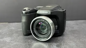 Fujifilm Finepix S5700 7.0mp Digital Camera - Black