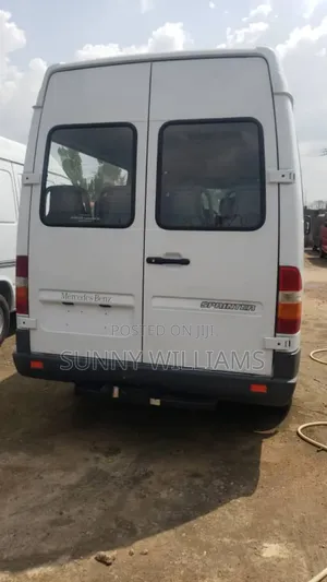 Mercedes-Benz Sprinter 2006 White