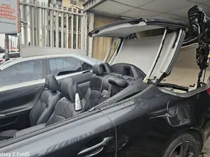 Lexus IS 250 C 2011 Gray