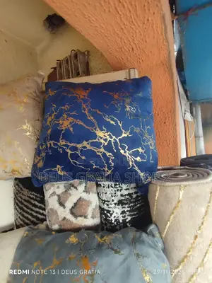 High Quality Throw Pillows