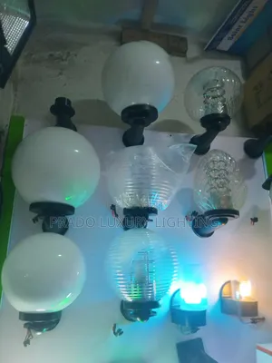 Bulb Garden Light