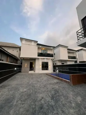 4bdrm Duplex in Shell Cooperative, Port-Harcourt for sale