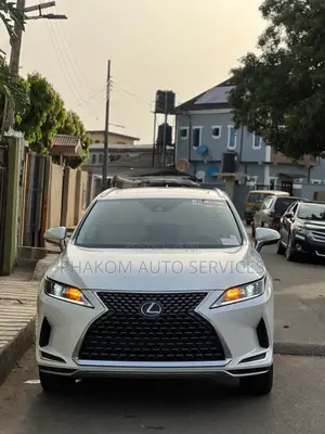 Lexus RX 2022 White
