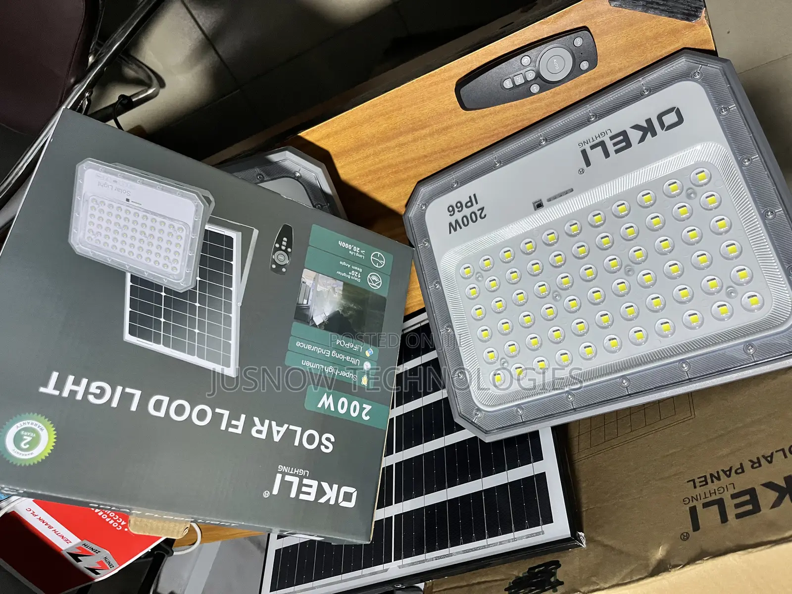 200w Solar Light