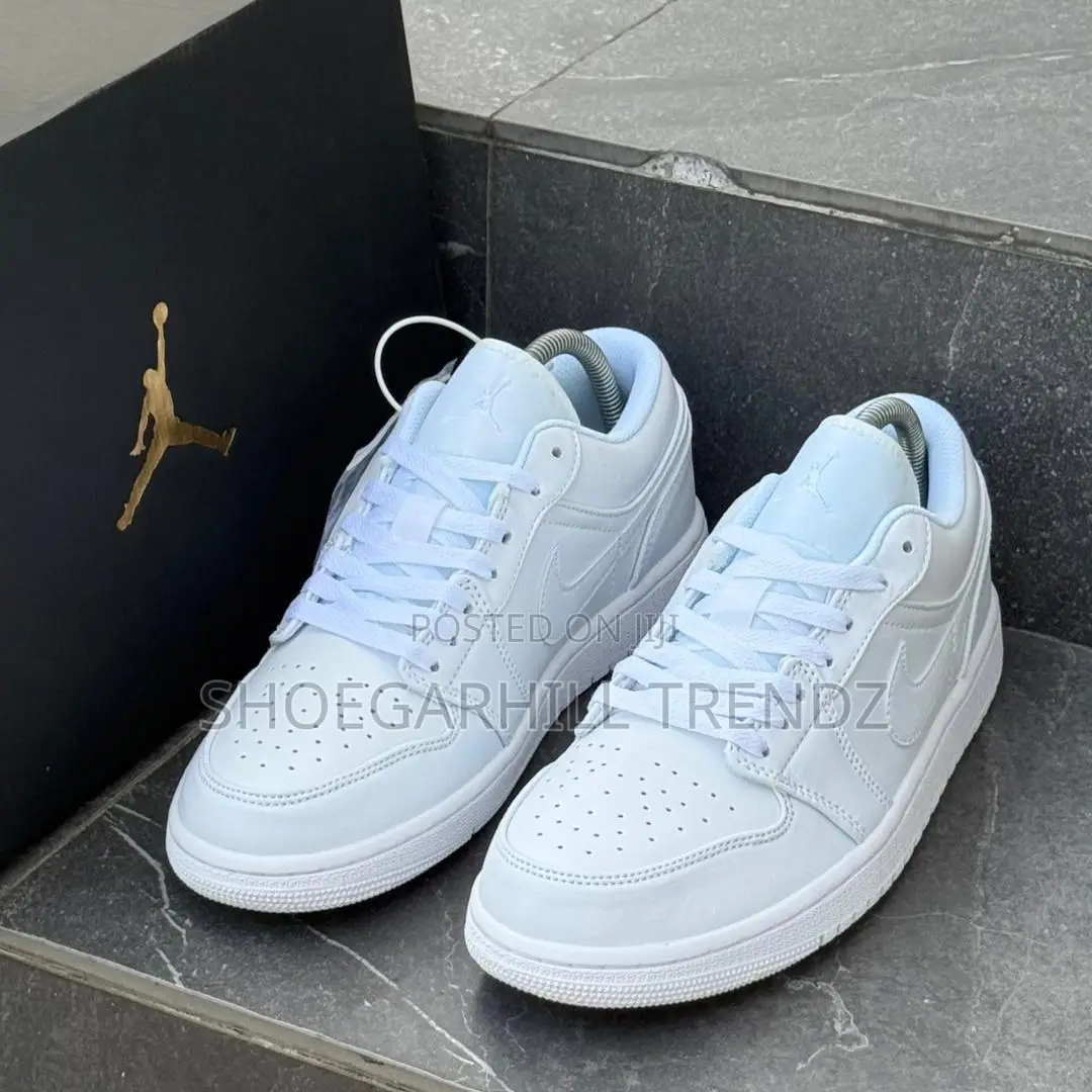 Nike Air Jordan 1 Low Triple White Available in Size 38-48