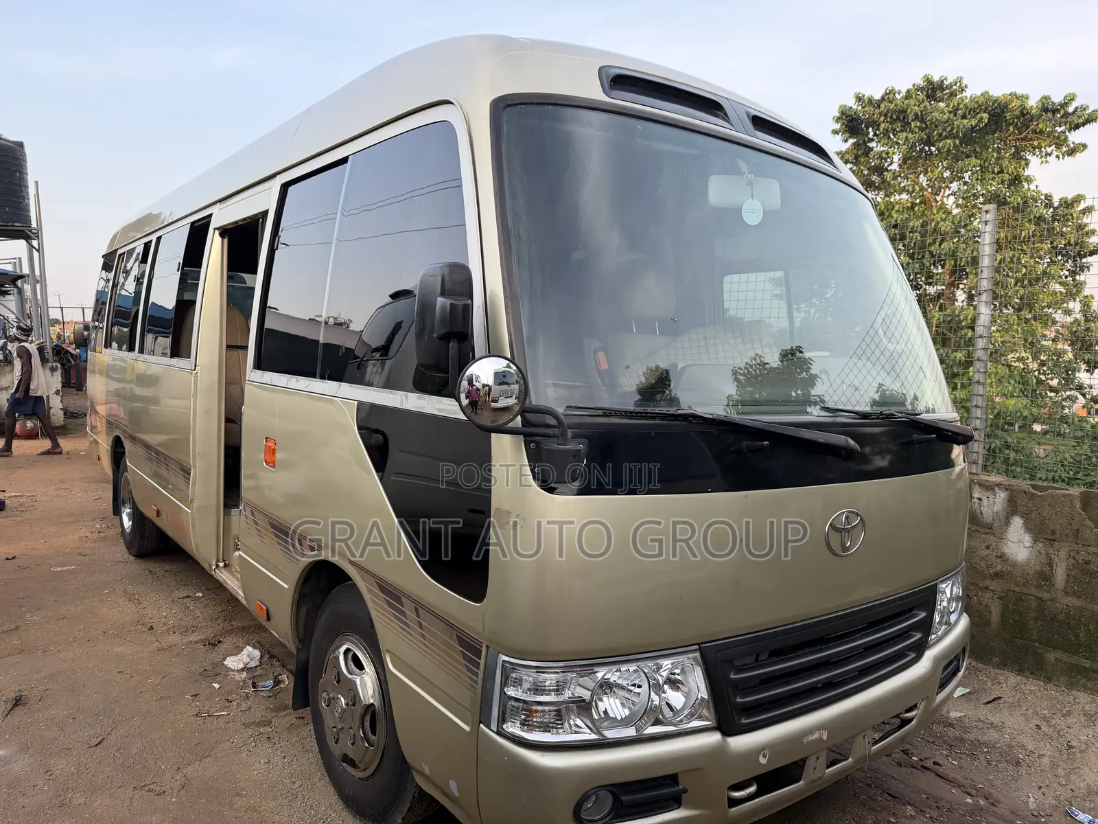 Toyota Coaster 2015 Gold
