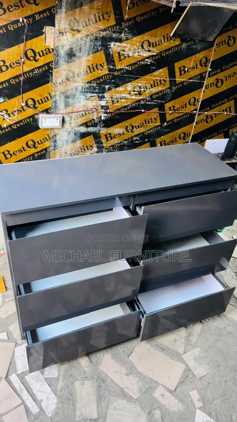  Strong Drawer