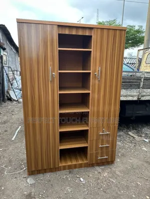 5ft by 7ft Wardrobe