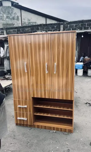 4feet by 6feet Wardrobe