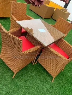 Quality Rattan Four Seater Chair With Table