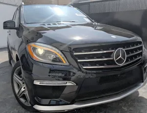 Mercedes-Benz M Class ML63 AMG 4dr SUV AWD (5.5L 8cyl Turbo 7A) 2014