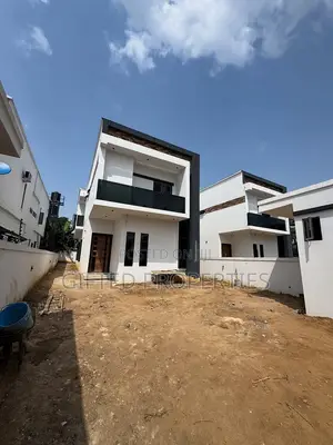 4bdrm Duplex in Shell Co Operative for sale