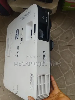 Epson Projector 5500 Lumens