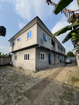 2bdrm Block of Flats in Off Resdon Hotel, for sale