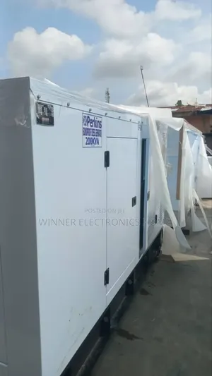 Perkins 200kva Soundproof Diesel Generator With 4 Years Warranty