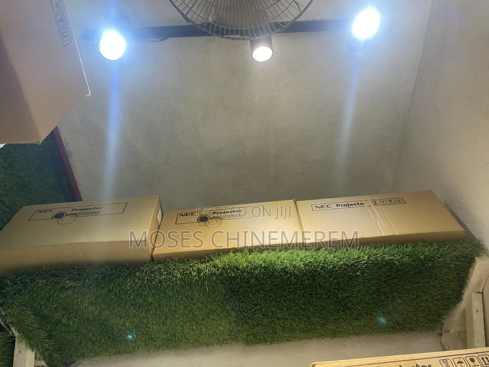 1080p Android Projector – 150 Inch Display”