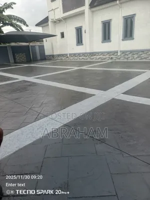Solid Concrete Floor