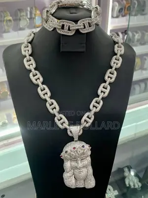 Bulky Full Iced Out Cubic Zirconia Jesus Peice Round Cuban Necklace