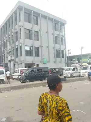 16bdrm Townhouse/Terrace in Owerri for sale