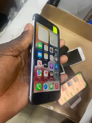 Apple iPhone 6s 32 GB Silver