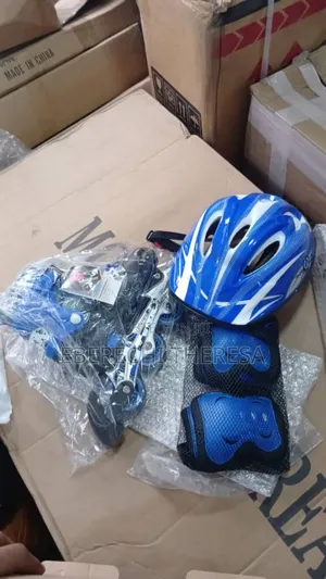 Complete Set Children Skate Shoes and Helmet
