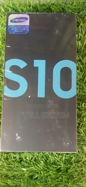 New Samsung Galaxy S10 128 GB Blue