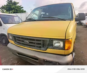 Ford E250 2005 Yellow
