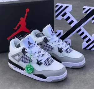 High Quality Air Jordan Retro Sneakers
