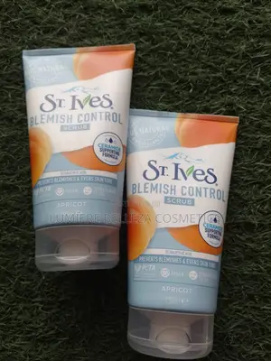 St. Ives Blemish Control Scrub (Apricot)