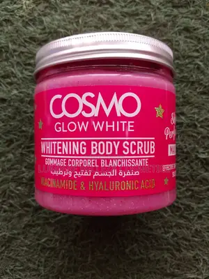 Cosmo Glow White Whitening Body Scrub (Niacinamide & Hyaluronic Acid)