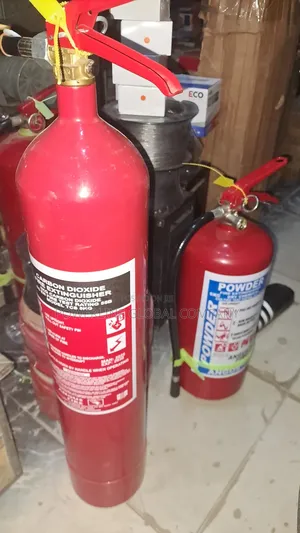 6kag Co2 Fire Extinguisher For Homes/ Restaurants/ Warehouses/Company