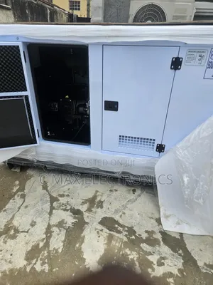 Perkins 100kva Diesel Soundproof Generator