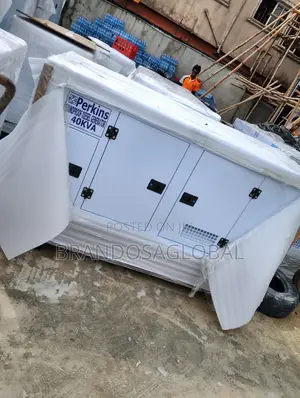 Perkins 40kva Soundproof Diesel Generator Sp-40 Heavy Duty Power