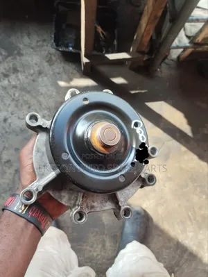Tokunbo Water Pump for Liberty Jeep 3.7 / Cherokee Jeep 3.7 V6 Engine