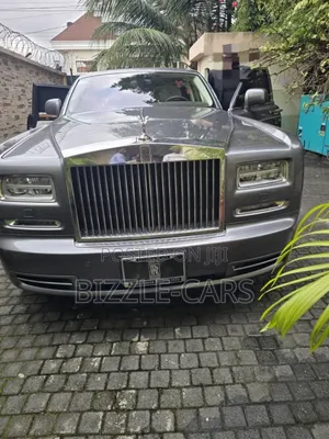 Rolls-Royce Phantom Base EWB 2014 Gray