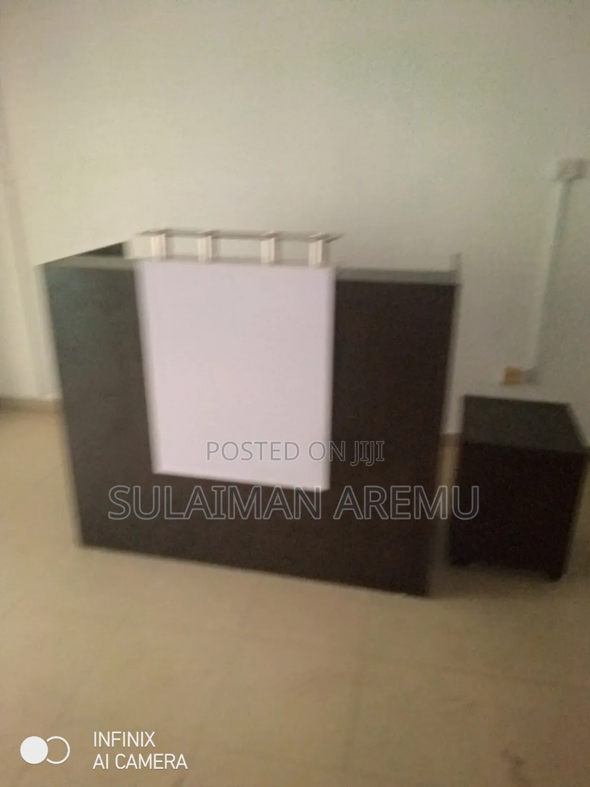 Office Receptionist Table