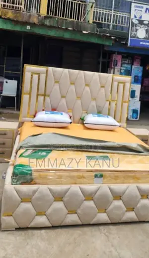 High Quality 6x6 Bedframe With 2 Bedside
