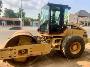 Cs-533e Cat Roller