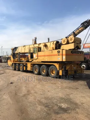Cranes and Reach Stackers Available for Lease in Port-Harcourt
