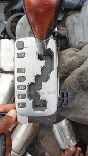 Lexus Es 330 Gear Selector Cover 05 Model