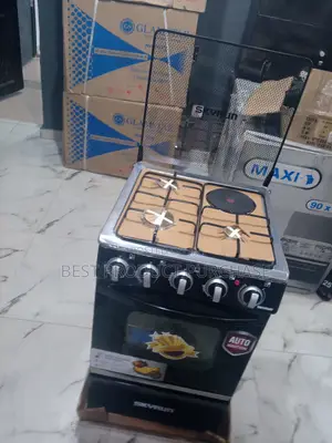 Skyrun GCS-3g1e/X 50x50 Gas Cooker With Oven Lamp – Factory Fresh