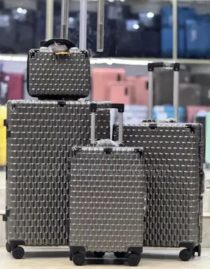 Aluminum by 4
